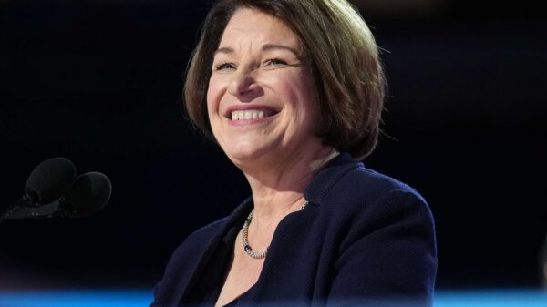 Sen. Amy Klobuchar Secures Democratic Nomination to Replace Tim Walz as Minnesota Governor