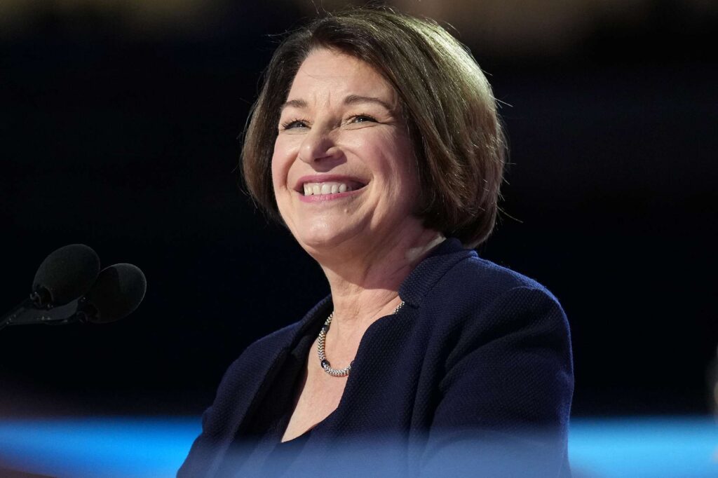Sen. Amy Klobuchar Secures Democratic Nomination to Replace Tim Walz as Minnesota Governor
