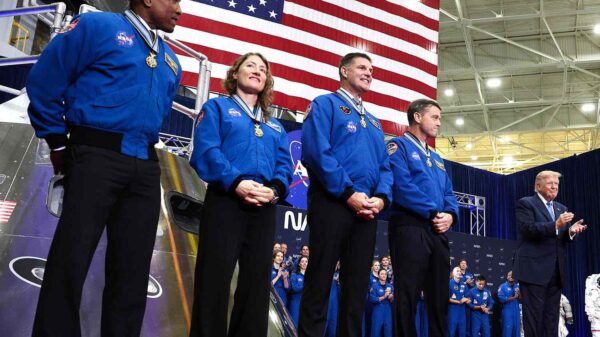 NASA’s Artemis II Crew Receives Congressional Space Medal of Honor Nearly 5 Months After Historic Mission