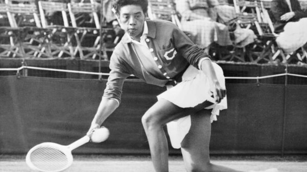 12 Iconic Photos of Althea Gibson, the First Black Player on the U.S. Tennis Tour