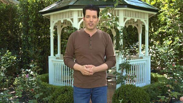 Jonathan Scott Reveals His ‘Favorite Place’ in His and Zooey Deschanel’s Yard. Plus, the Unique Story Behind It