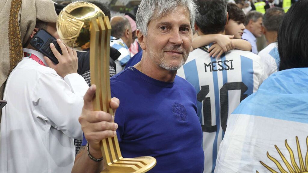 Jorge Messi, Father of Soccer Star Lionel Messi, Dead at 68 After Undergoing Treatment for Illness