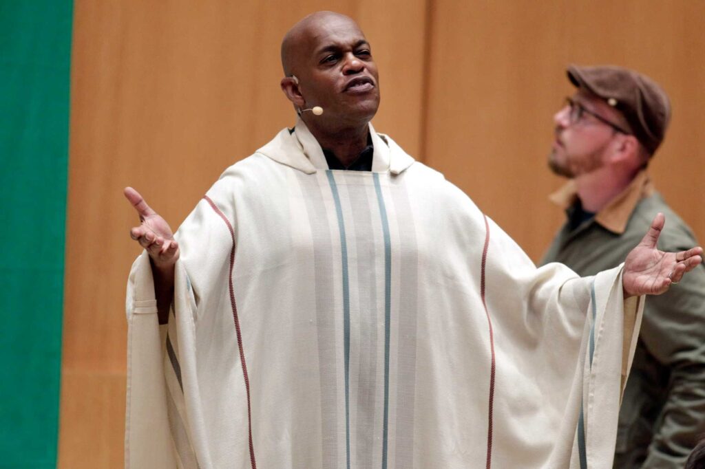 Son of Jubilant Sykes Pleads Not Guilty in Opera Singer’s Murder