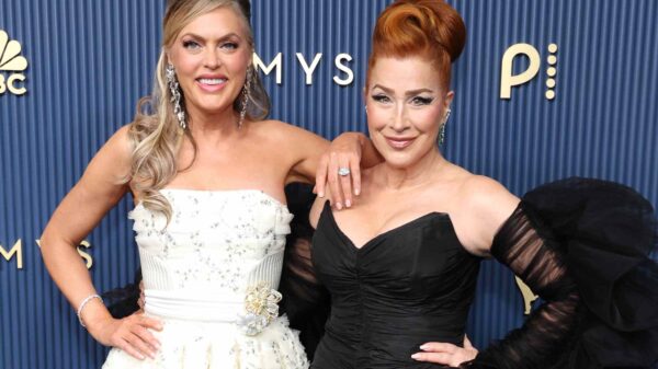 “Parent Trap” Costars Lisa Ann Walter and Elaine Hendrix Have BFF Date Night at 2026 Emmys