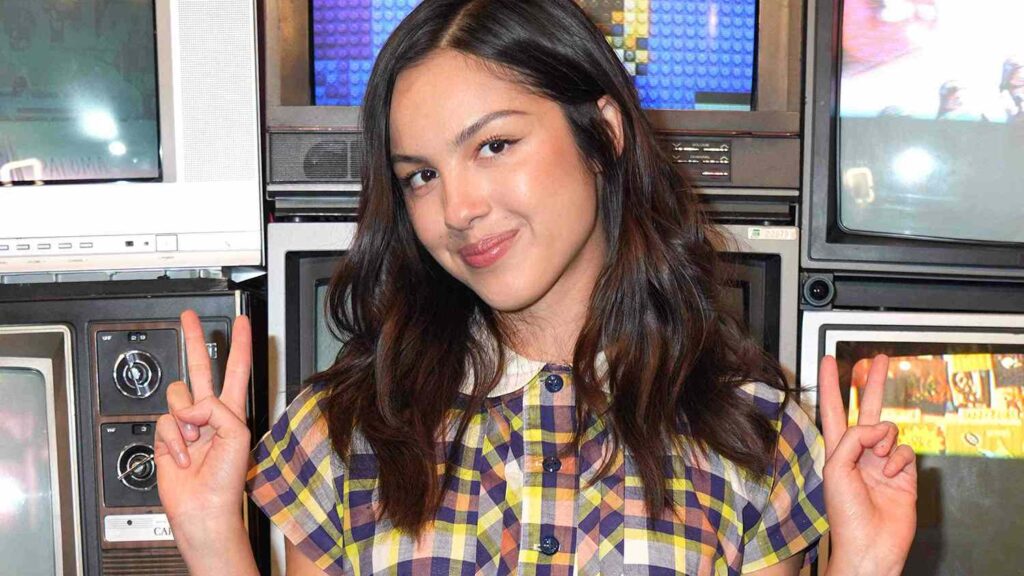 Olivia Rodrigo Has One Ritual She Never Skips ‘After Every Important Show’ — Even After “SNL” and the Grammys