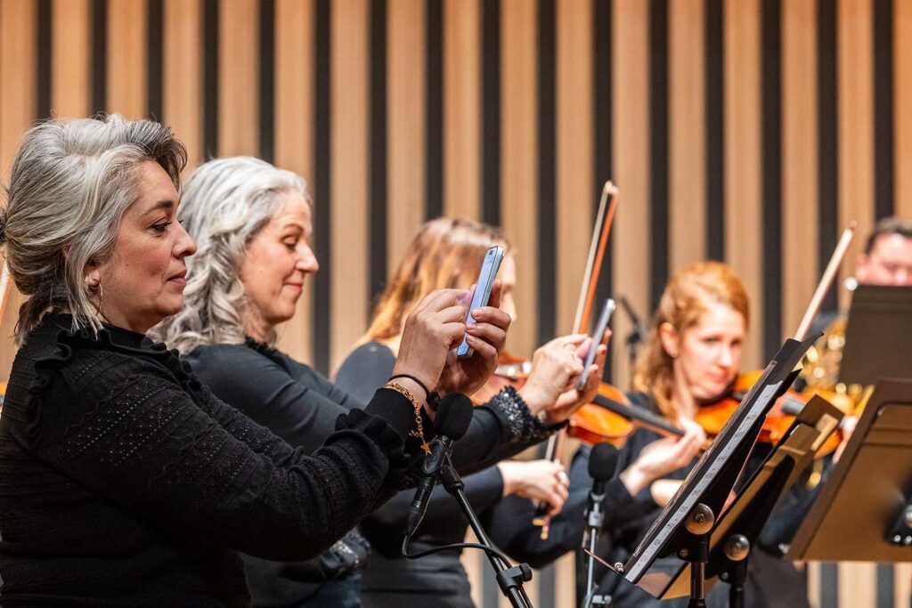 Musicians Play Cellphones in This Orchestra. Listen to the 4-Piece Phone Section Put a Modern Twist on Classic Symphonies