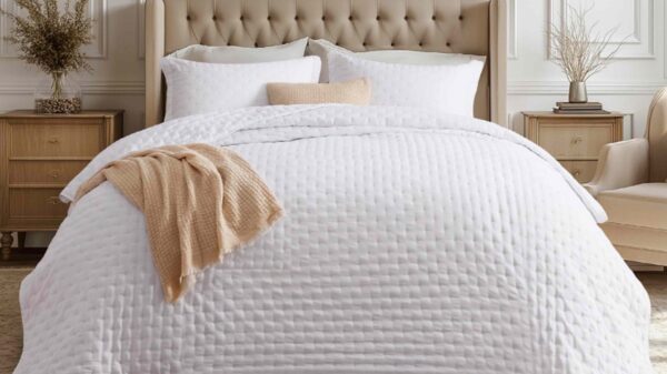 This No. 1 Best-Selling Quilt That Hot Sleepers Say Is ‘Perfect’ Year-Round Is On Sale Only for Prime Members