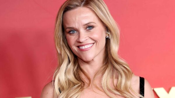 Reese Witherspoon’s $895 Sneakers Look Like This $24 Pair That Shoppers Wear While Logging ‘27,000+ Steps’ a Day