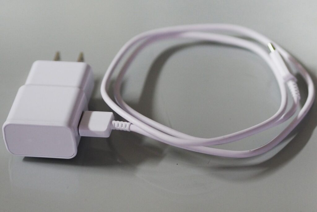 Man Allegedly Stabs His Cousin to Death in Dispute Over Cellphone Charger: Reports