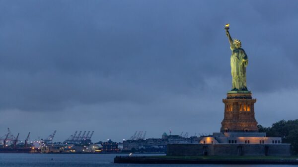 5-Month-Old Baby Among 2 Dead, 12 Injured After Boat Overturns off Liberty Island