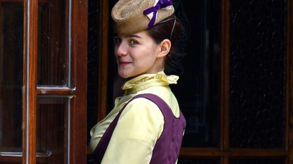 Katie Holmes’ Daughter Suri, 20, Smiles Ahead of Making Her On-Stage Debut at the Edinburgh Fringe Festival