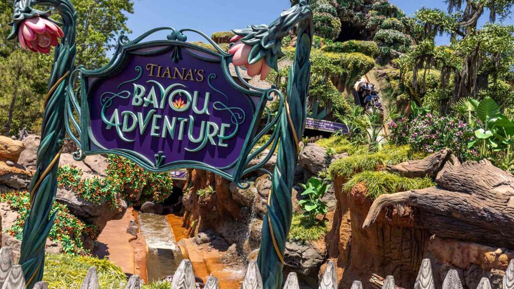 Disneyland Now Warns Guests Against Standing Up on Tiana’s Bayou Adventure with Signs and Announcement