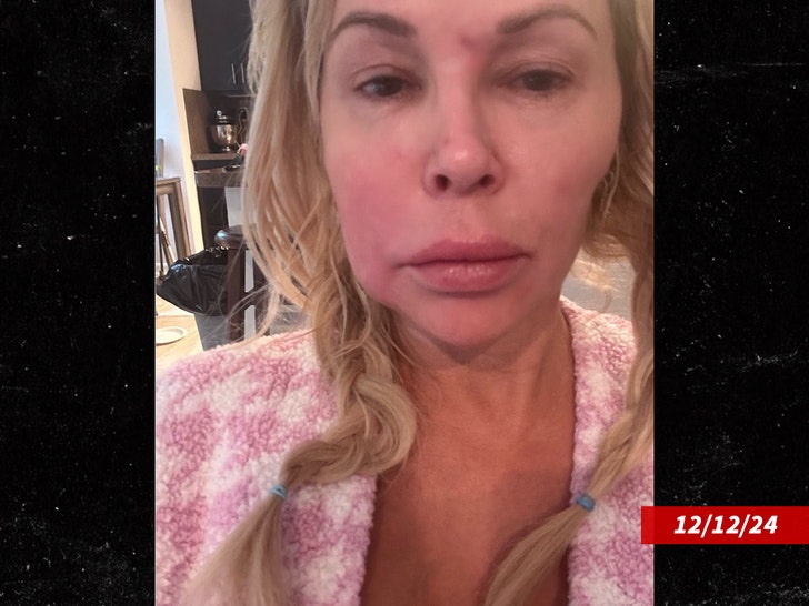 Brandi Glanville face