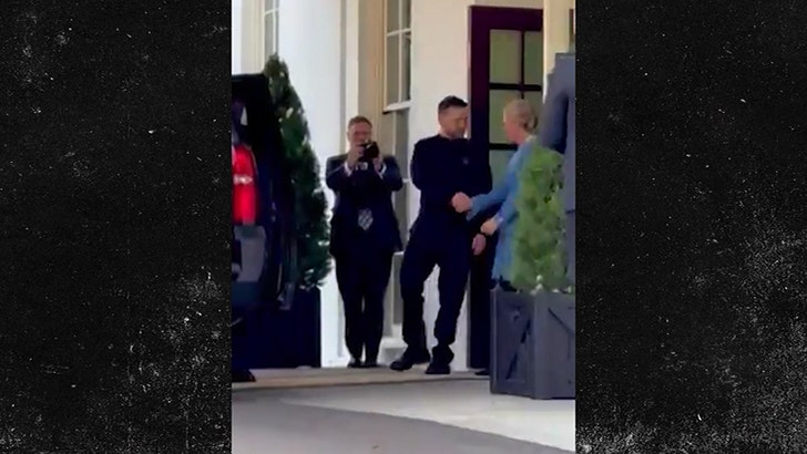 022825-zelenskyy-departs-white-house-kal