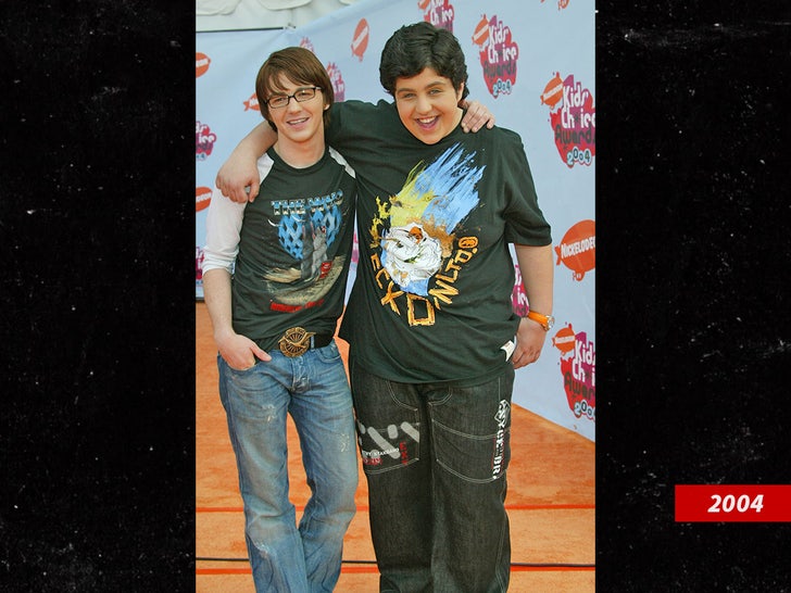 drake bell josh peck sub getty swipe