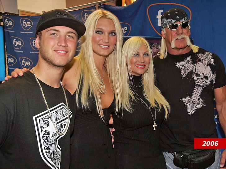 0329 linda brooke hulk nick hogan sub getty swipe.
