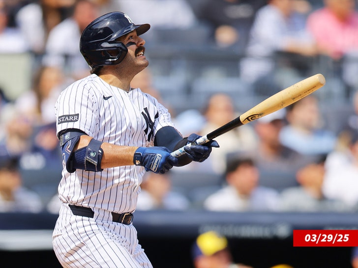yankees players torpedo bat getty 1