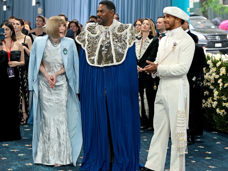 0505-Anna-Wintour-Colman-Domingo-Lewis-Hamilton-SUB