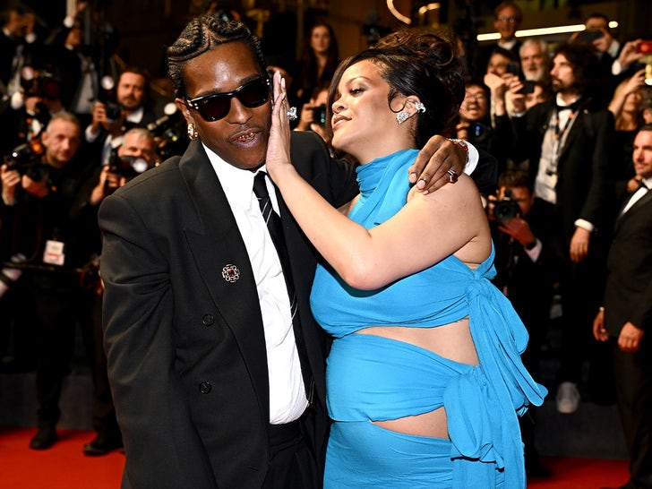 0519-A$AP-Rocky-and-Rihanna-Festival-SUB-1