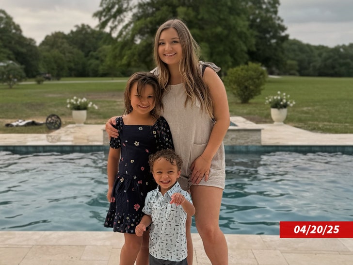 ordone-family-okay-baby-ig-2
