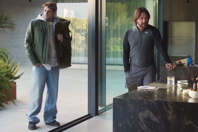 'Bad Influence' (Mala Influencia). Tripictures Alberto Olmo and Enrique Arce in 'Bad Influence' (Mala Influencia).