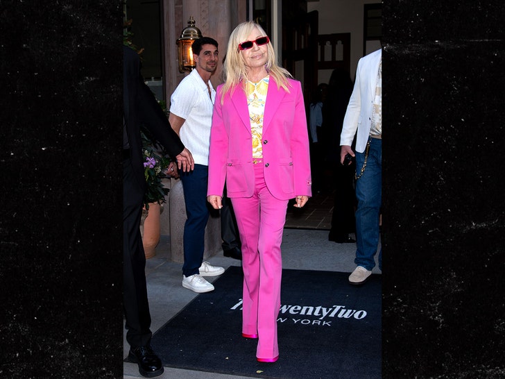 Donatella-Versace-shutterstock-sub-1