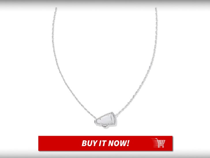 Cheer-Short-Pendant-Necklace-Kendra-Scott-Jewelry-MAIN