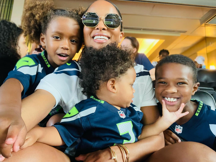 Ciara & Russell Wilson -- Family Photos