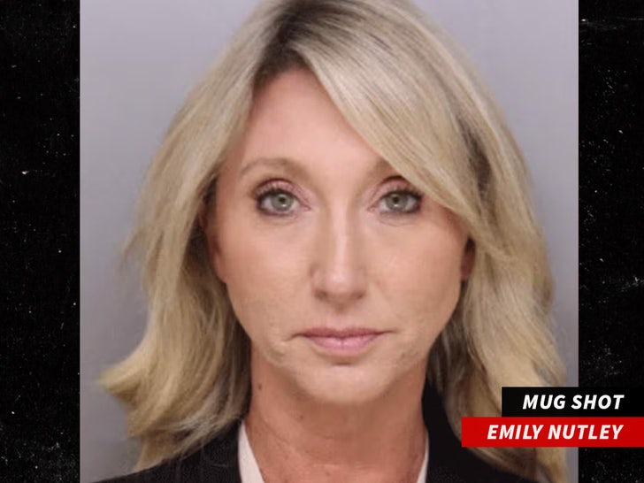 Emily Nutley (Hamilton County Sheriff's Office) mug shot sub swipe 2