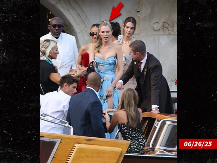 sarah foster jeff bezos lauren sanchez wedding sub backgrid swipe arrow