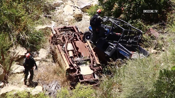 070425_sophia_hutchins_wreckage_kal_v1