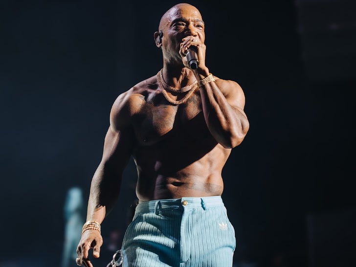 0827-Ja-Rule-Performance-In-LA-2025-Sub2