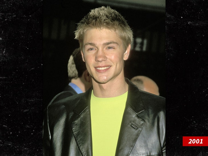 chad michael murray sub getty swipe 3