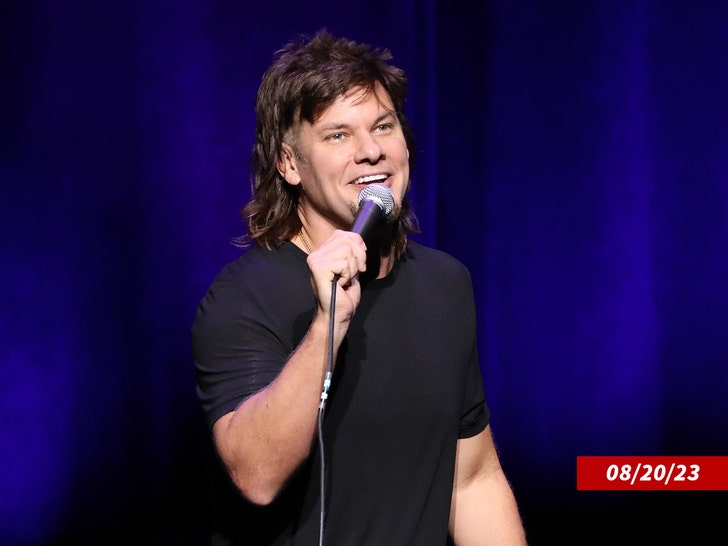 Theo-Von-on-stage-getty-1