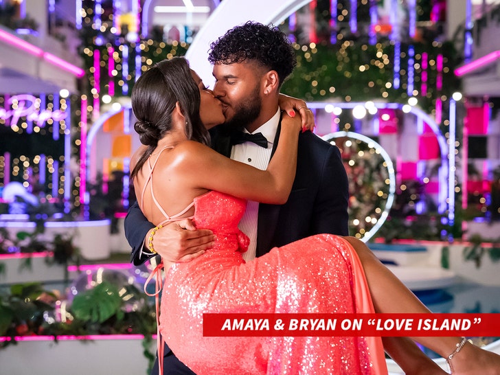 Amaya-Elizabeth-Bryan-Arenales-love-island-sub-getty-1
