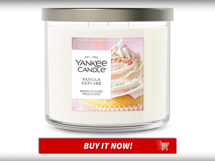 Vanilla-Cupcake-Yankee-Candle-Deals-MAIN
