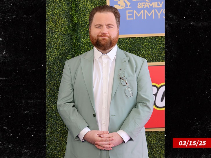Paul Walter Hauser sub getty swipe 2
