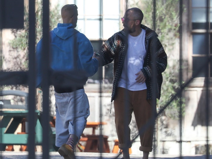 justin bieber studio during slena wedding backgrid