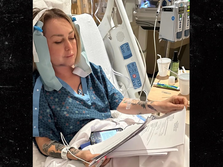 mike wolfe and his girlfriend Leticia Cline hospital leticiacline 2
