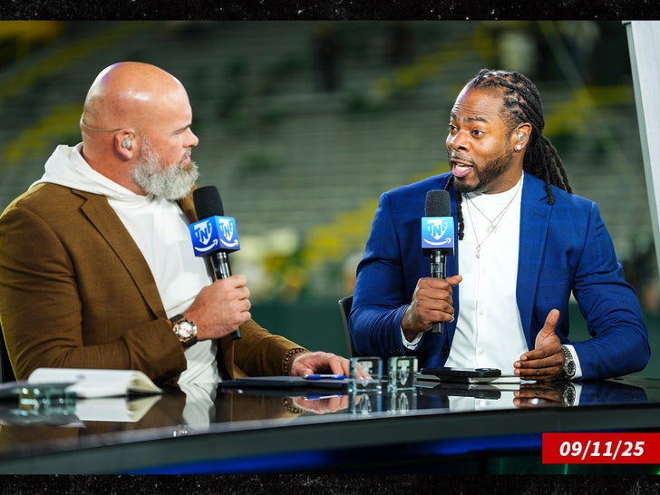 Andrew Whitworth Richard Sherman sub getty swipe
