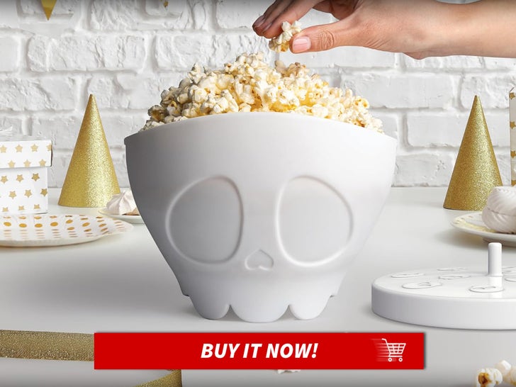 Scary-Poppings-Microwave-Popcorn-Popper-Horror-Movie-Night-MAIN