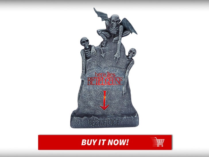 Beetlejuice-LED-Here-Lies-Beetlejuice-Tombstone-Horror-Movie-Halloween-Decor-MAIN