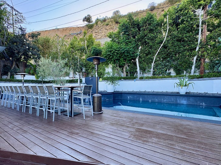 0922-Lea-Black-Hollywood-Hills-Mansion-Sale-Sub3