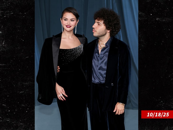 SELENA GOMEZ BENNY BLANCO SUB GETTY SWIPE