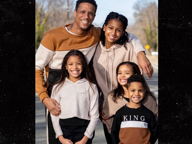 Floyd Roger jr and family