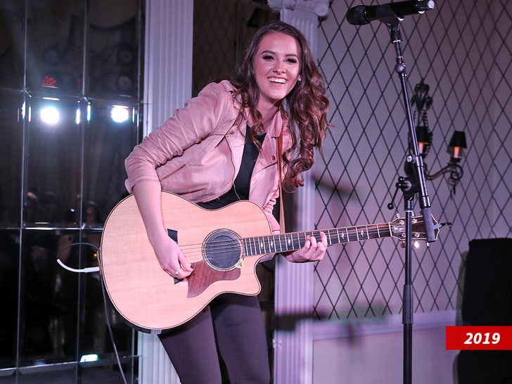 maggie baugh sub getty swipe