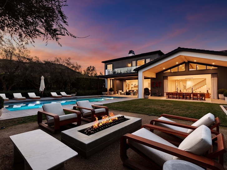 Lori Loughlin & Mossimo Home 51