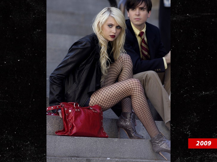 taylor momsen getty 1