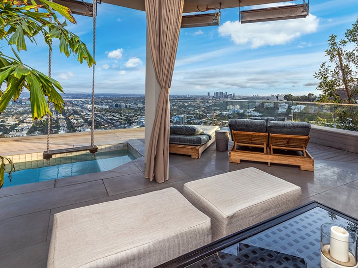 1105-Nicole-Scherzinger-Relists-LA-Home-Sub4