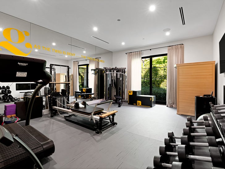 1022-Lori-Loughlin-&-Mossimo-House-SUB-4